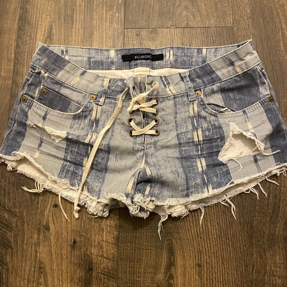 🔴 Billabong lace up jean short